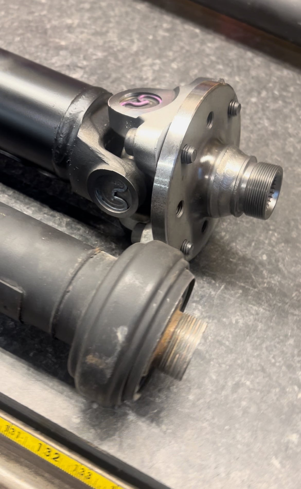 2020-2024 BMW X3M F97/X4M & M Competition F98 S58 3.0L HD 1 Piece Aluminum or Carbon Fiber Driveshaft. Replaces BMW OEM 26-10-9-504-250, 26109504250, 26-10-7-908-443, 26107908443