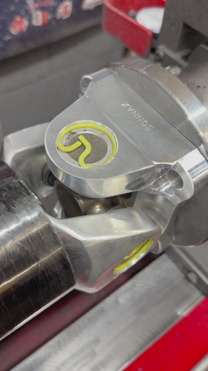 2023-2025 Ford F-150 Raptor R 5.2L V8 10 Speed Automatic AWD/4WD SuperCrew with 8.8” Rear. HD Carbon Fiber or Aluminum Rear Driveshaft. Replaces Ford OEM NL3Z-4602-A, NL3Z4602A